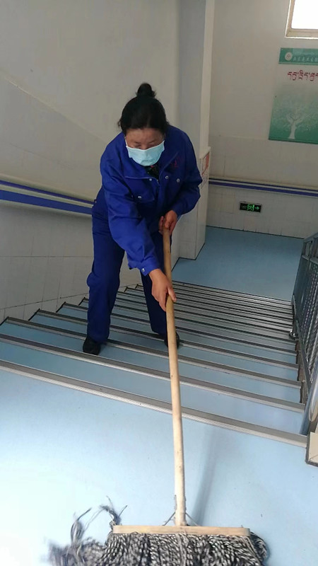 亚东县卫生服务中心物业保洁案例